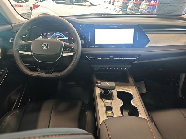 CHANGAN X7 PLUS 2024, 8900 км, за 12702 USD - фото 13