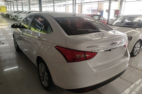 Chery Arrizo 5 2016, 48200 км, за 3578 USD