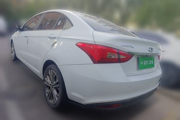 Chery Arrizo 5 2017, 74100 км, за 3653 USD