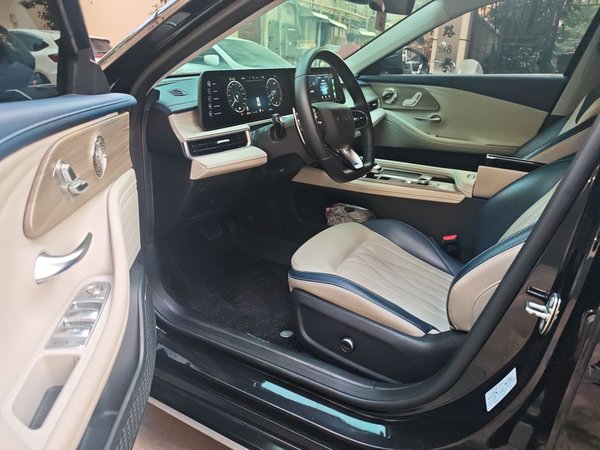 Chery Arrizo 8 2022, 23100 км, за 13329 USD