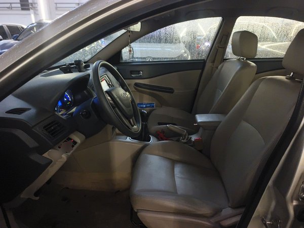 Chery E5 2014, 82700 км, за 3371 USD - фото 16