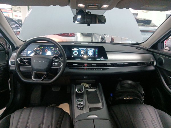 Chery Fengyun A8 2025, 11700 км, за 12971 USD - фото 13