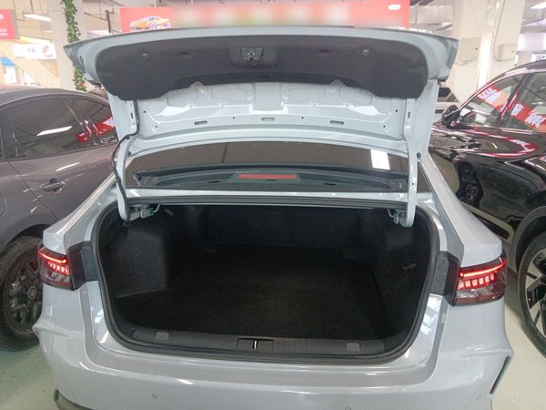 Chery Fengyun A8 2025, 11700 км, за 12971 USD - фото 22