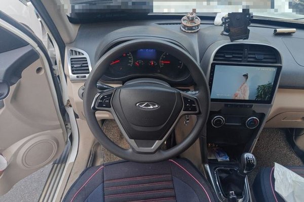 Chery Tiggo 3 2014, 115600 км, за 2055 USD - фото 10