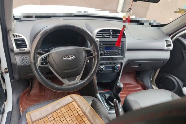 Chery Tiggo 3 2014, 122600 км, за 3377 USD