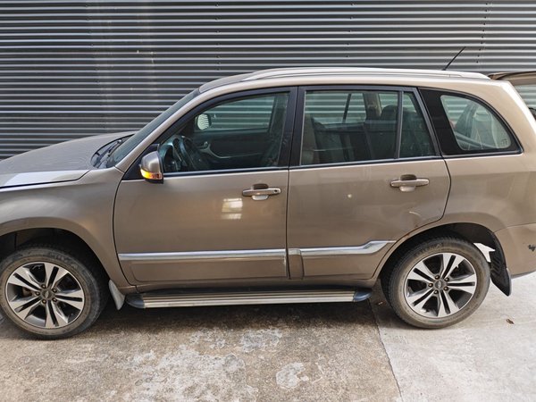 Chery Tiggo 3 2015, 98800 км, за 3315 USD