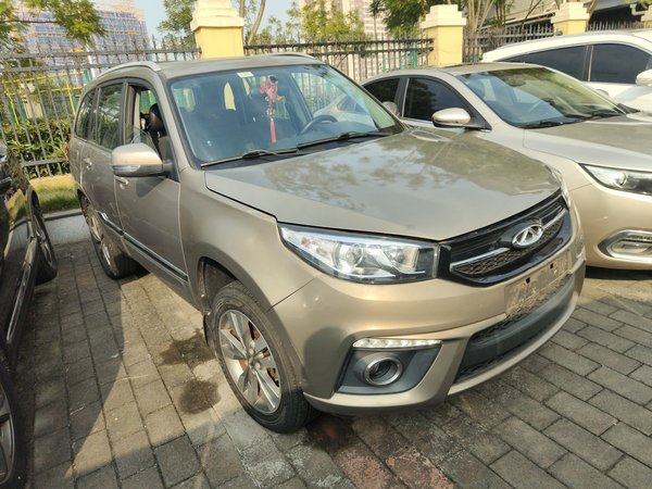 Chery Tiggo 3 2016, 65600 км, за 4408 USD