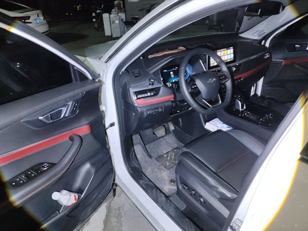 Chery Tiggo 7 2022, 26700 км, за 8875 USD - фото 17