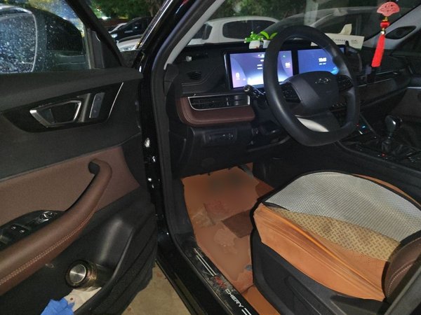 Chery Tiggo 7 2024, 5400 км, за 7691 USD - фото 17