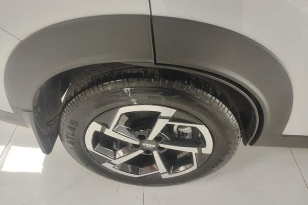 Chery Tiggo 7 2025, 14400 км, за 13582 USD - фото 10