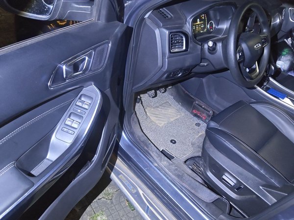 Chery Tiggo 8 2018, 41700 км, за 6179 USD - фото 17