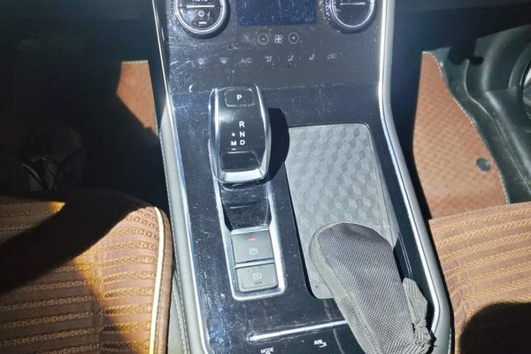 Chery Tiggo 8 2024, 25300 км, за 10748 USD - фото 11