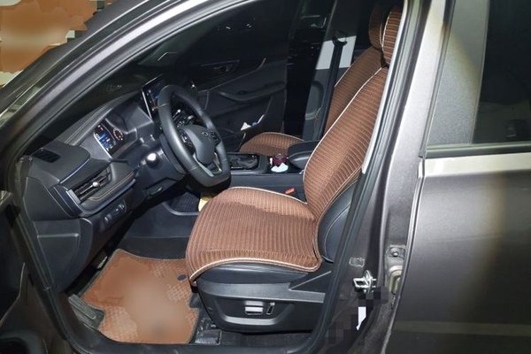 Chery Tiggo 8 2024, 25300 км, за 10748 USD - фото 12