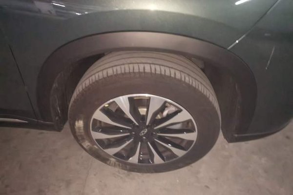 Chery Tiggo 8 PLUS 2025, 3700 км, за 12800 USD - фото 8