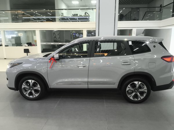 Chery Tiggo 8 2024, 300 км, за 19315 USD
