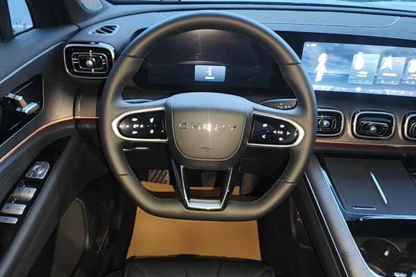 Chery Tiggo 9 2025, 15400 км, за 17427 USD - фото 14