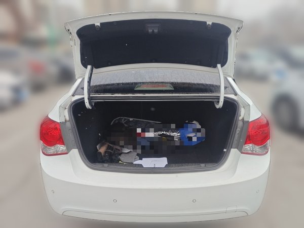 Chevrolet Cruze 2013, 65100 км, за 2847 USD - фото 20