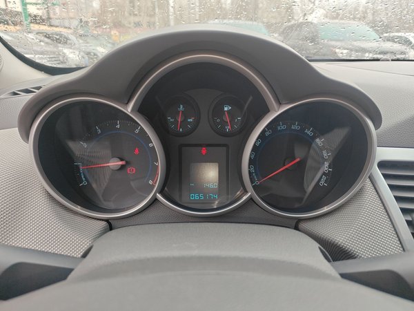 Chevrolet Cruze 2013, 65100 км, за 2847 USD - фото 12