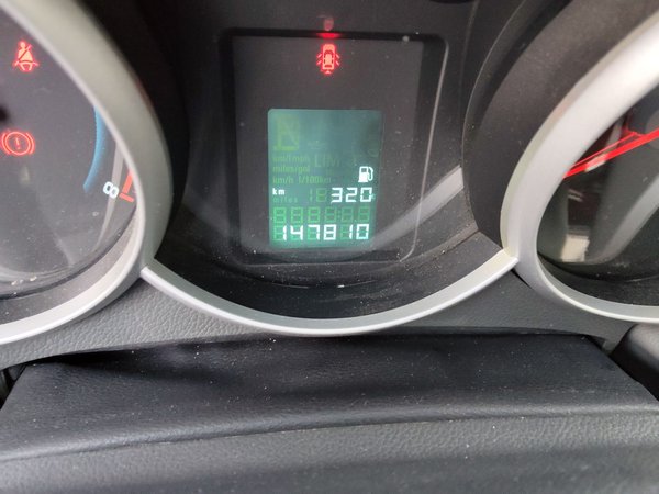 Chevrolet Cruze 2014, 147800 км, за 2480 USD - фото 13