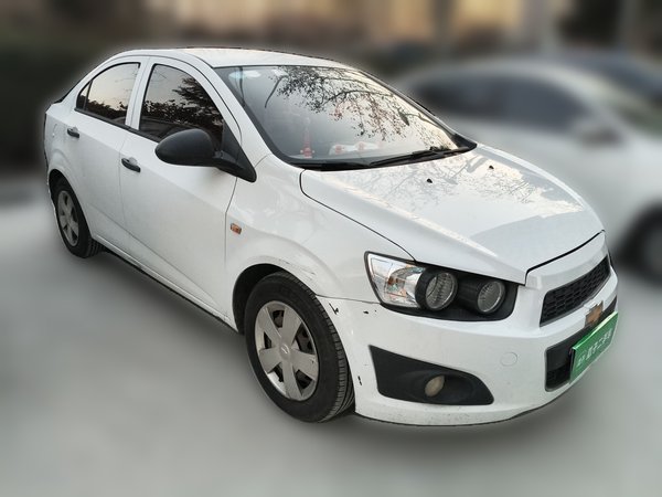 Chevrolet Aveo Sonic 2011, 130900 км, за 2716 USD