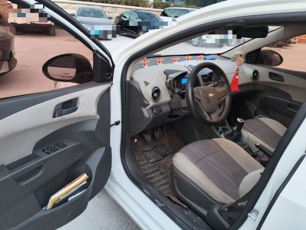 Chevrolet Aveo Sonic 2011, 130900 км, за 2716 USD - фото 17