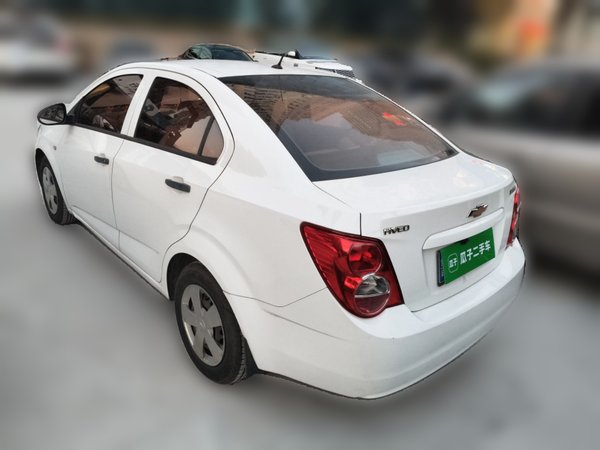Chevrolet Aveo Sonic 2011, 130900 км, за 2716 USD