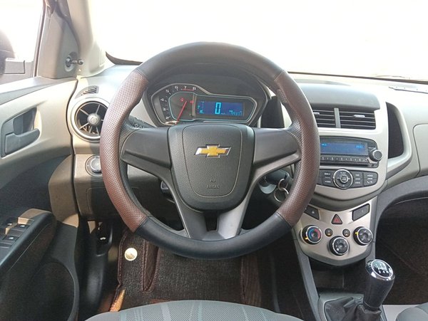 Chevrolet Aveo Sonic 2014, 99400 км, за 3679 USD - фото 10