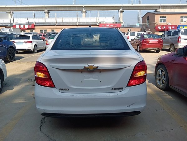 Chevrolet Aveo Sonic 2014, 99400 км, за 3679 USD