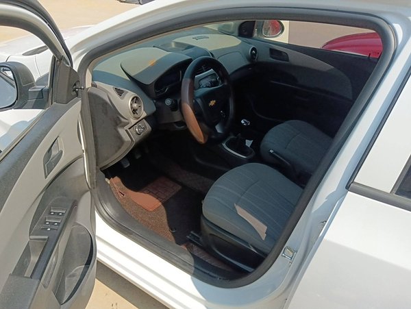 Chevrolet Aveo Sonic 2014, 99400 км, за 3679 USD - фото 14