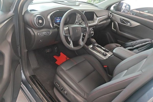 Chevrolet Blazer 2020, 57500 км, за 13302 USD - фото 17