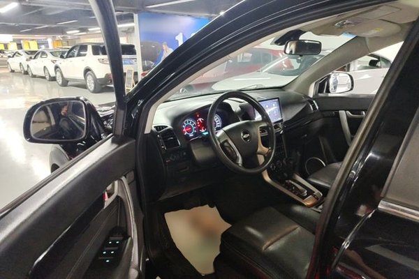 Chevrolet Captiva 2014, 125399 км, за 3961 USD - фото 19