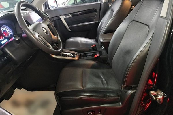 Chevrolet Captiva 2014, 125399 км, за 3961 USD - фото 18