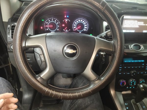 Chevrolet Captiva 2014, 139600 км, за 4214 USD - фото 12