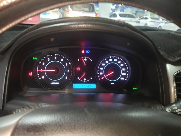 Chevrolet Captiva 2014, 139600 км, за 4214 USD - фото 13