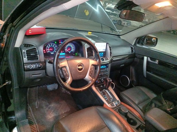 Chevrolet Captiva 2014, 143400 км, за 4375 USD - фото 9