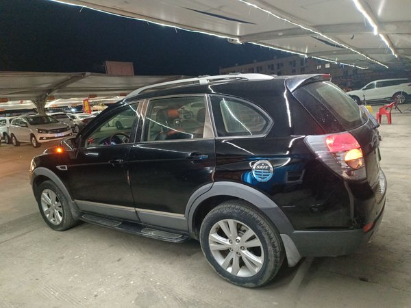 Chevrolet Captiva 2014, 143400 км, за 4375 USD