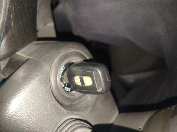 Chevrolet Captiva 2014, 171100 км, за 4867 USD - фото 11