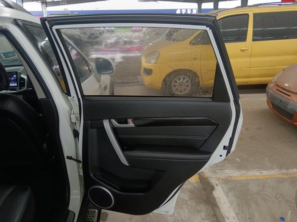 Chevrolet Captiva 2014, 113200 км, за 4394 USD - фото 15