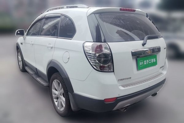 Chevrolet Captiva 2014, 63900 км, за 4094 USD - фото 26
