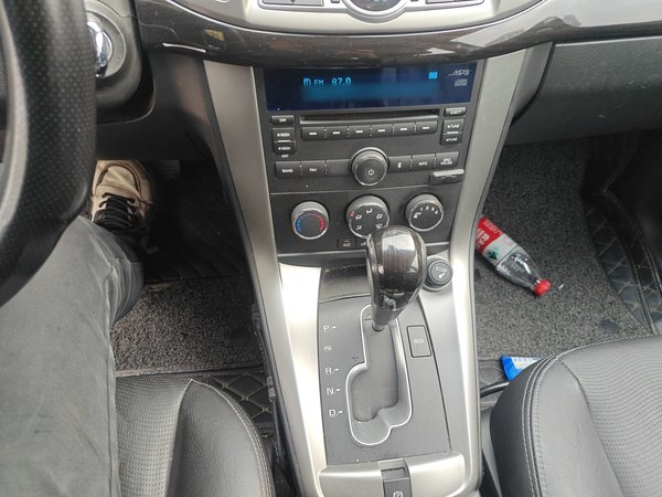 Chevrolet Captiva 2015, 140900 км, за 5565 USD - фото 13