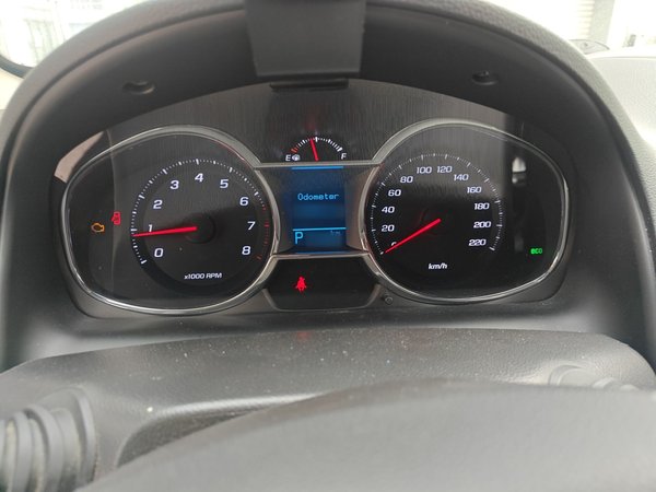 Chevrolet Captiva 2015, 140900 км, за 5565 USD - фото 10