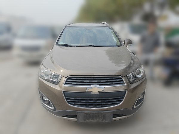 Chevrolet Captiva 2015 2.4L Two-Wheel Drive Urban Version 7 Seats, 2015 года