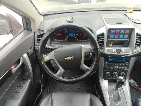 Chevrolet Captiva 2015, 140900 км, за 5565 USD - фото 9