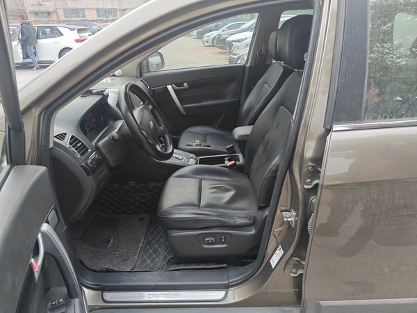Chevrolet Captiva 2015, 140900 км, за 5565 USD - фото 14