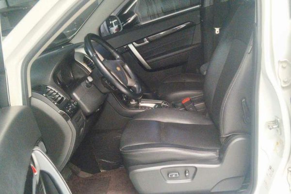 Chevrolet Captiva 2015, 133700 км, за 4835 USD - фото 12