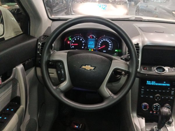 Chevrolet Captiva 2015, 181900 км, за 4542 USD - фото 10