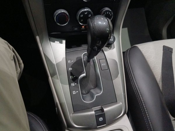 Chevrolet Captiva 2015, 181900 км, за 4542 USD - фото 13