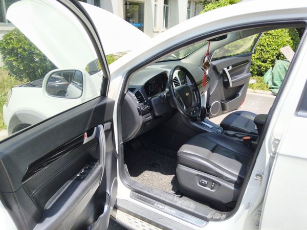 Chevrolet Captiva 2015, 70000 км, за 5319 USD - фото 19