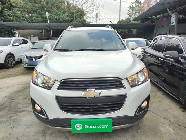 Chevrolet Captiva 2015 2.4L 4x4 Flagship Edition 7-Seater, 2015 года