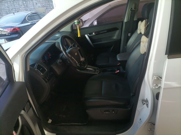 Chevrolet Captiva 2015, 99600 км, за 5713 USD - фото 18